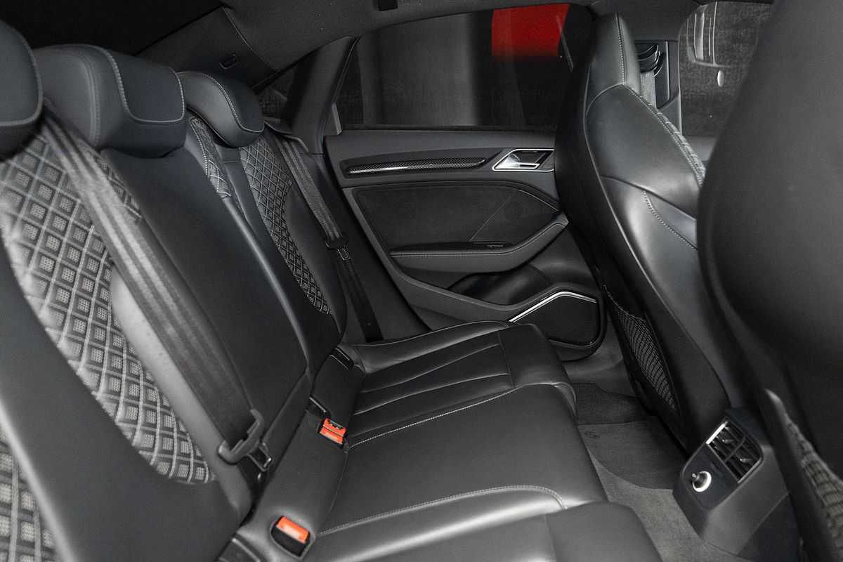 2020 Audi RS3 Carbon Edition 8V