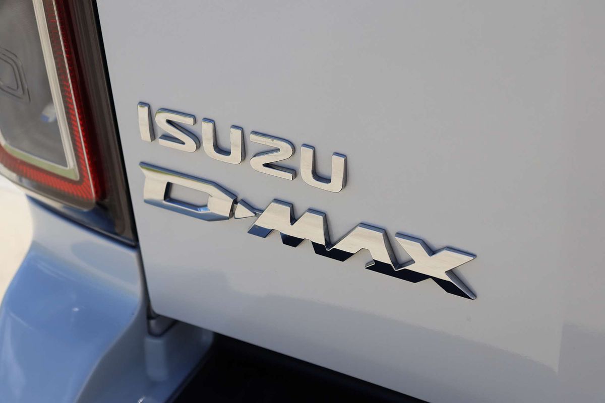 2023 Isuzu D-MAX LS-U  4X4