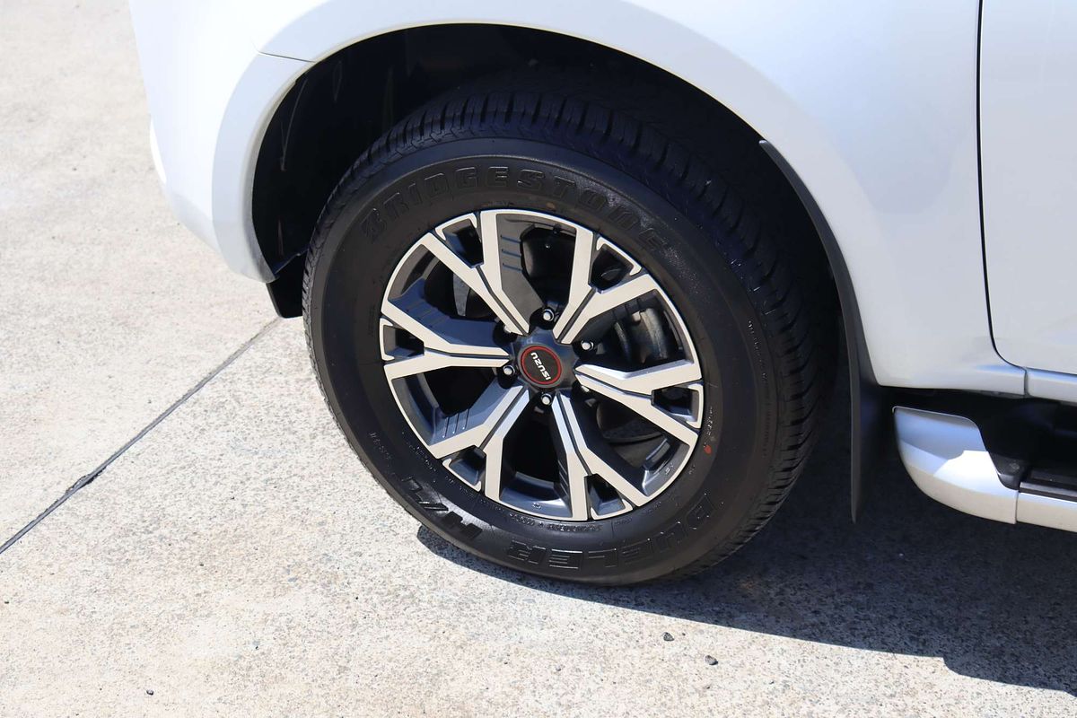 2023 Isuzu D-MAX LS-U  4X4