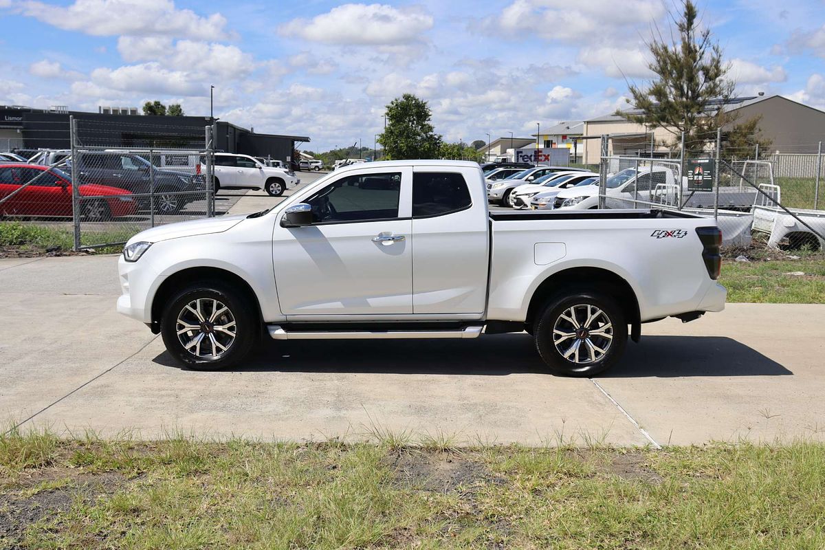 2023 Isuzu D-MAX LS-U  4X4