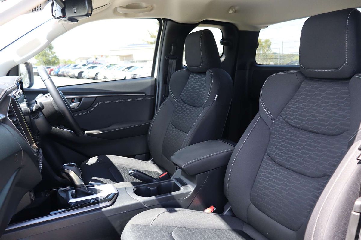 2023 Isuzu D-MAX LS-U  4X4