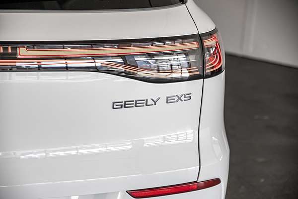 2025 Geely EX5 Inspire E245