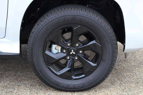 2024 Mitsubishi Pajero Sport GSR QG