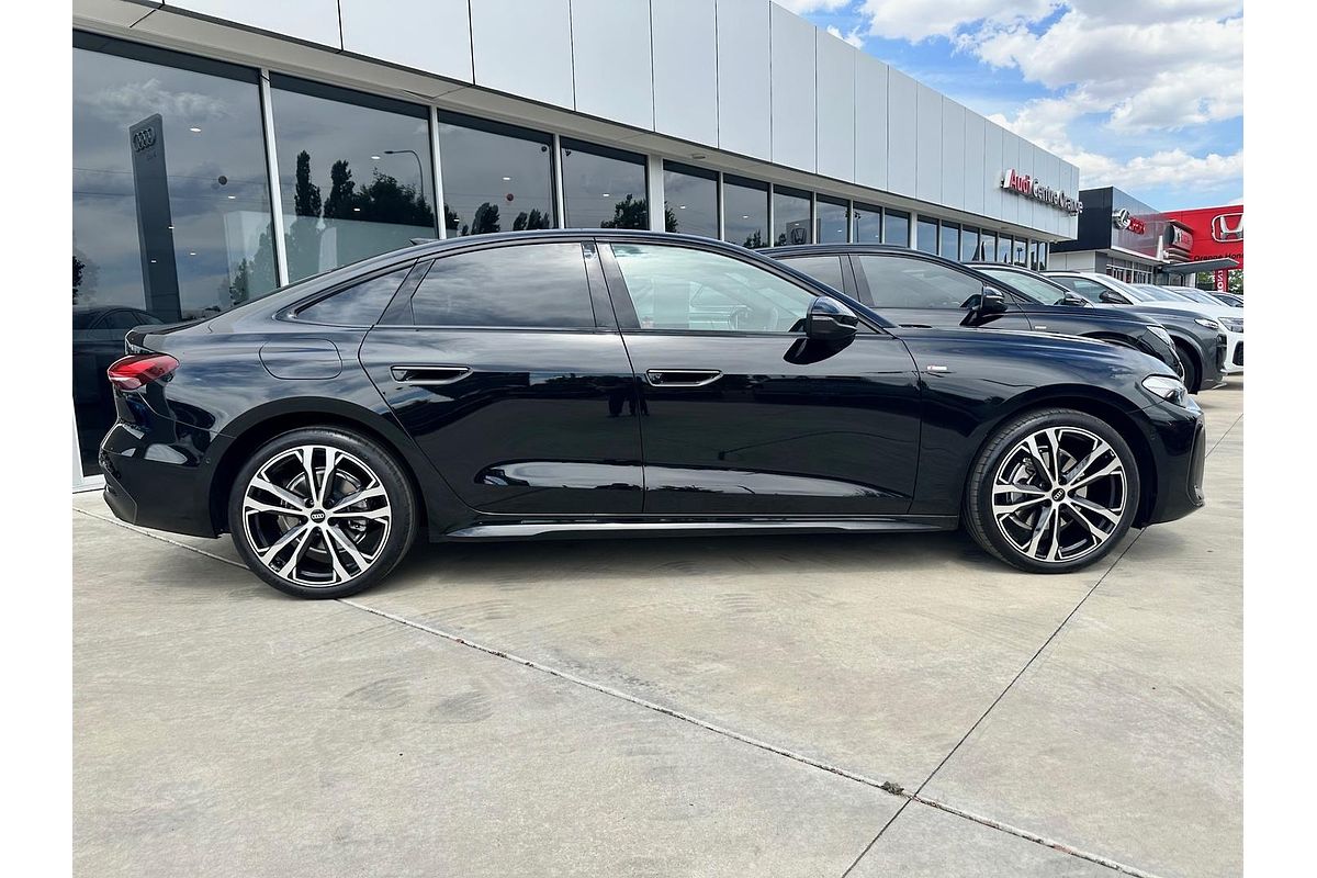 2025 Audi A5 TFSI 150kW S line B10