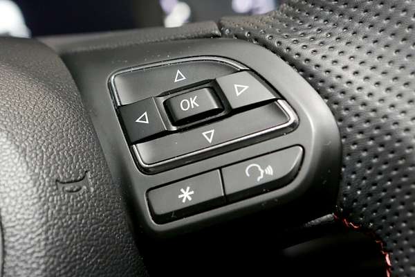 2024 MG HS Vibe SAS23