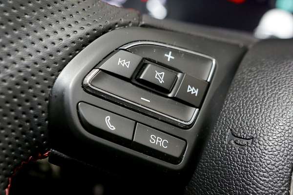 2024 MG HS Vibe SAS23