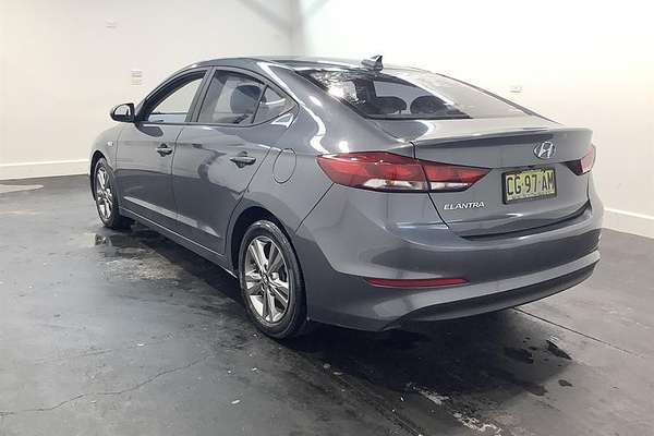 2015 Hyundai Elantra Active AD