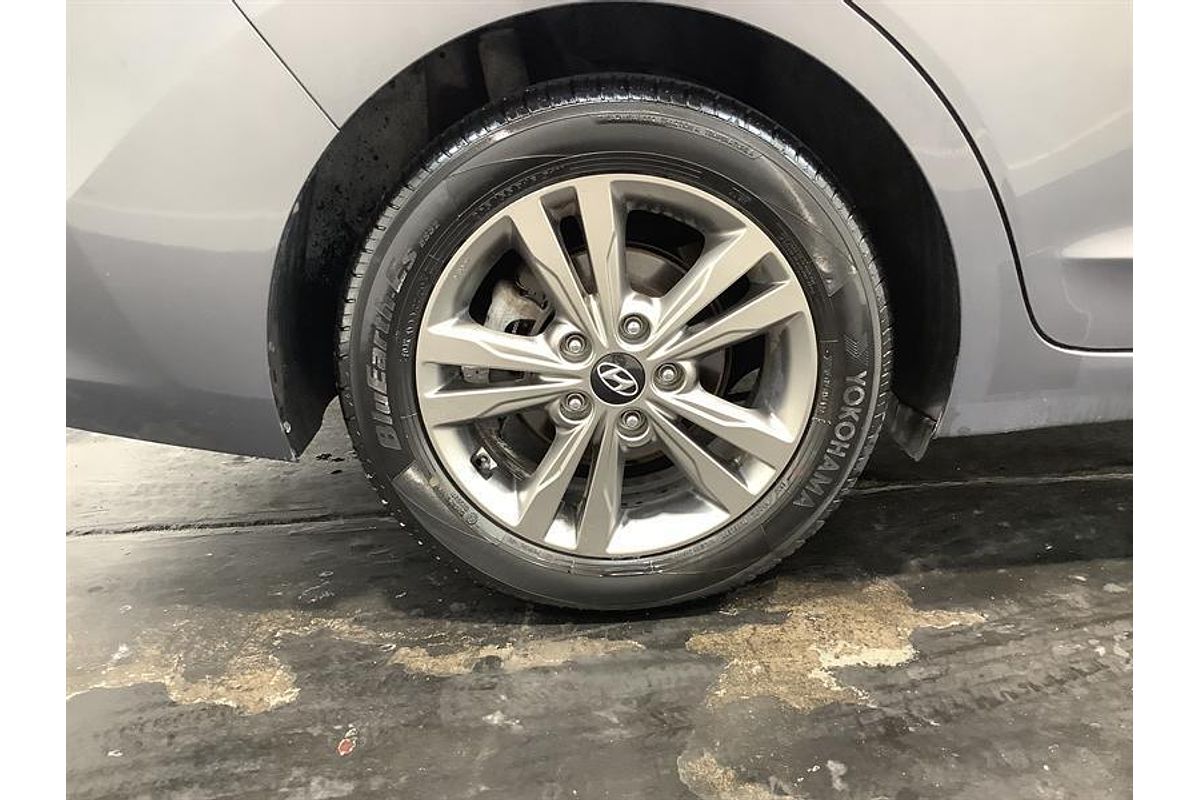 2015 Hyundai Elantra Active AD