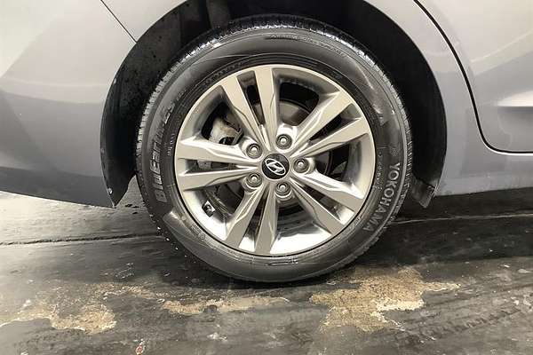 2015 Hyundai Elantra Active AD