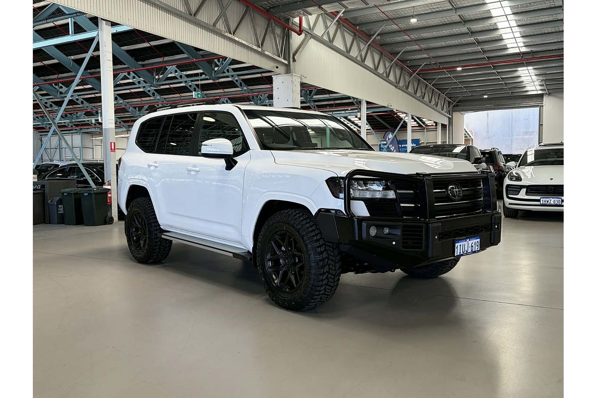 2023 Toyota Landcruiser GXL FJA300R