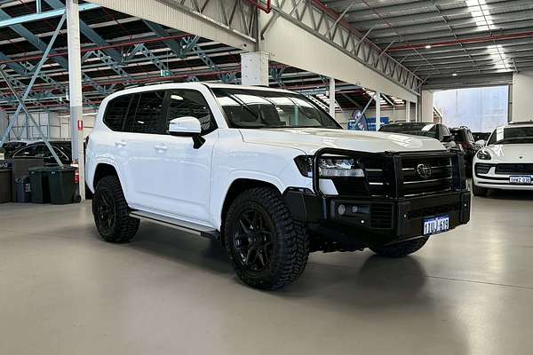 2023 Toyota Landcruiser GXL FJA300R