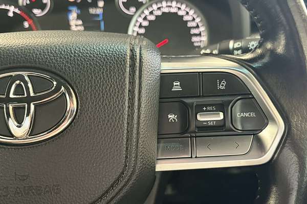 2023 Toyota Landcruiser GXL FJA300R