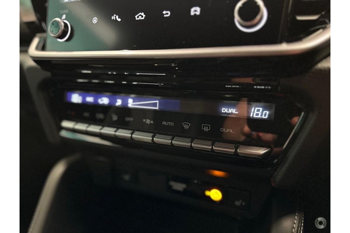 2025 Isuzu MU-X LS-T