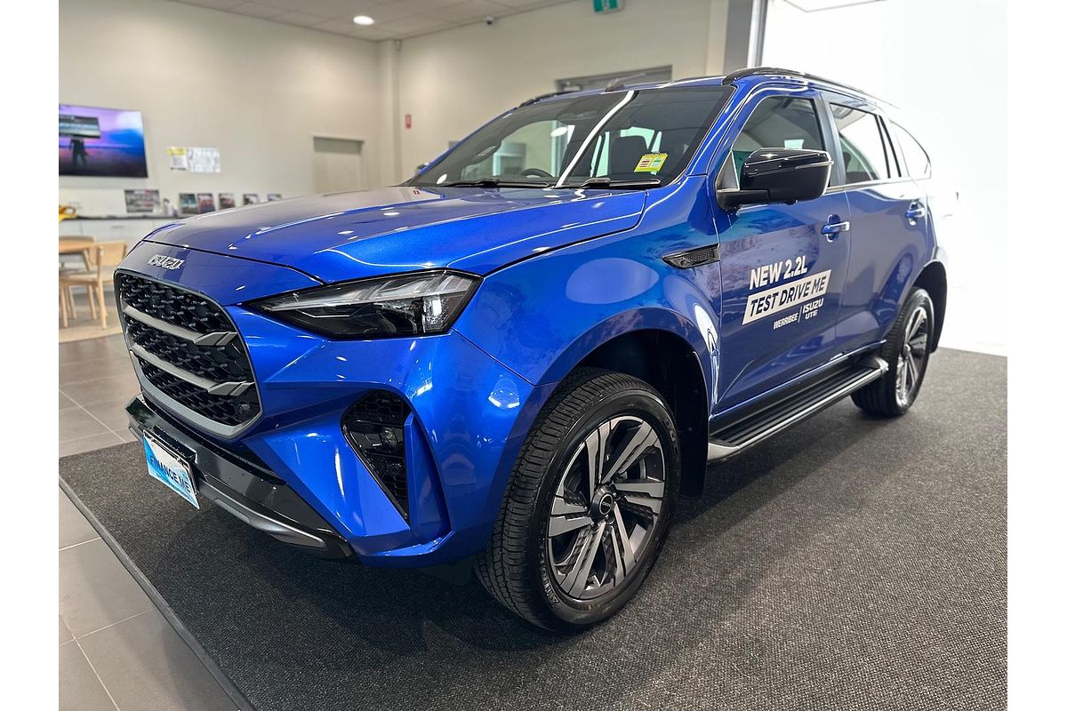 2025 Isuzu MU-X LS-T