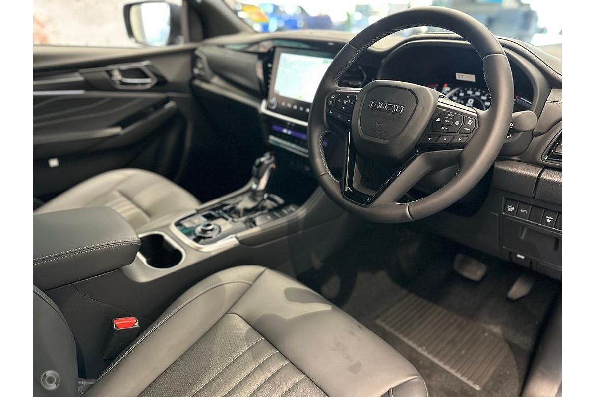 2025 Isuzu MU-X LS-T