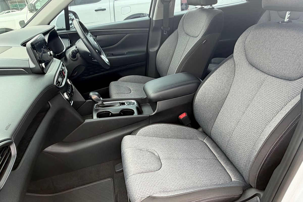 2022 Hyundai Santa Fe Active TM.V4