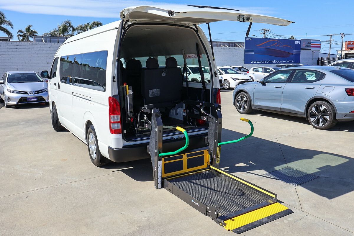 2018 Toyota Hiace Commuter KDH223R ELWB High Roof