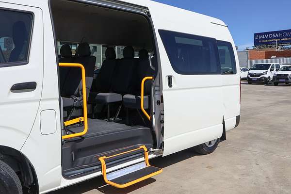 2018 Toyota Hiace Commuter KDH223R ELWB High Roof
