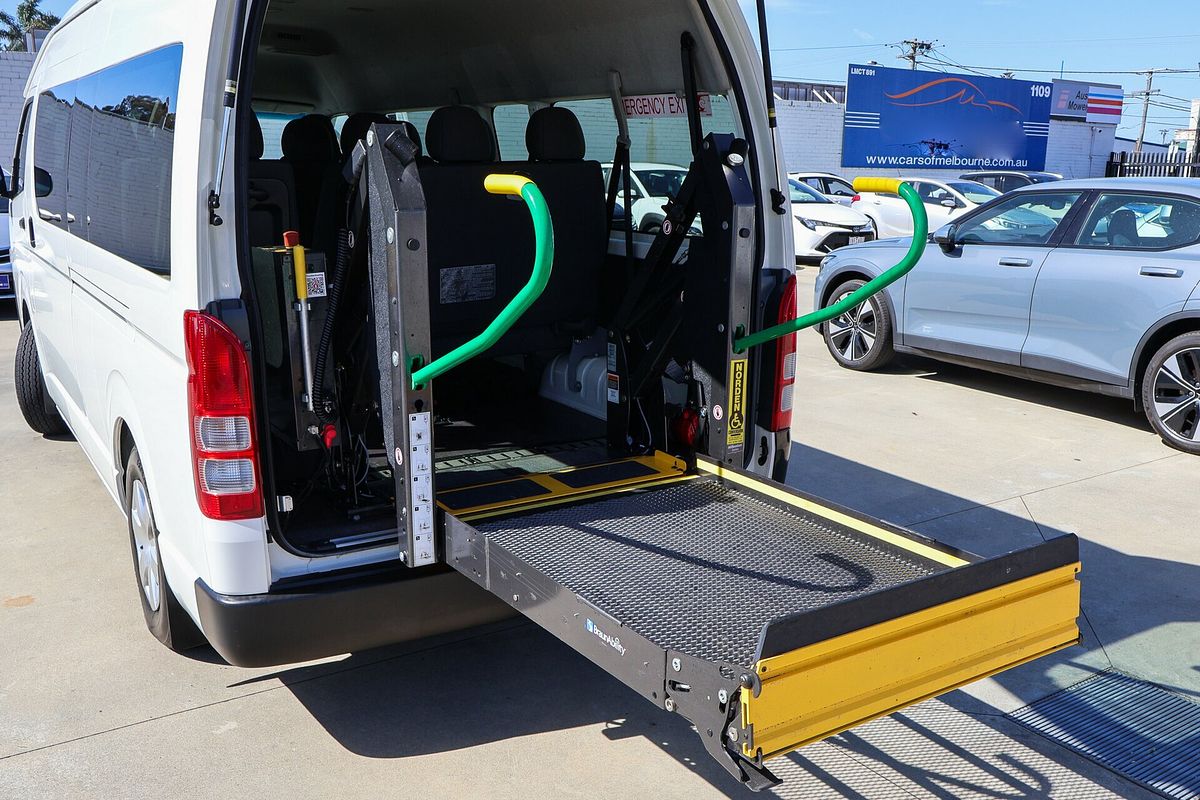 2018 Toyota Hiace Commuter KDH223R ELWB High Roof