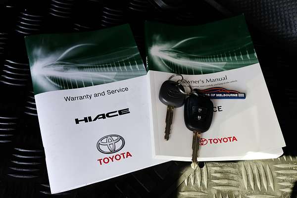 2018 Toyota Hiace Commuter KDH223R ELWB High Roof