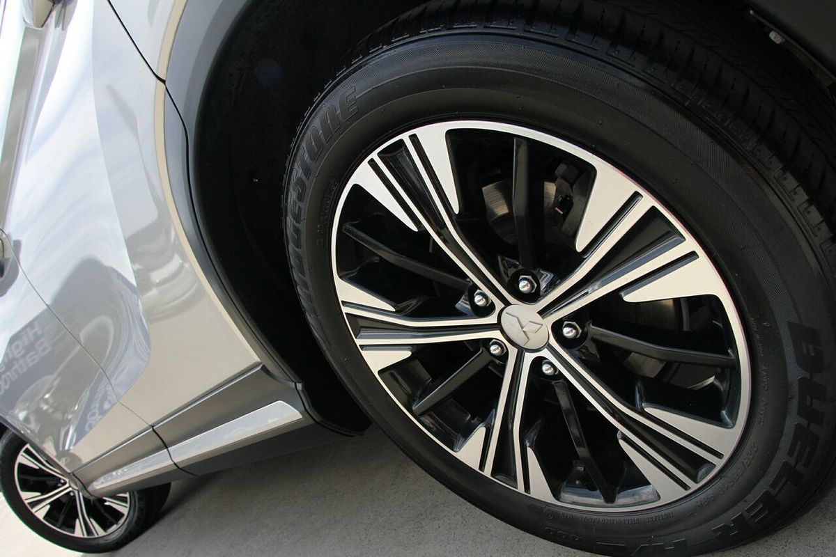 2018 Mitsubishi Eclipse Cross Exceed YA