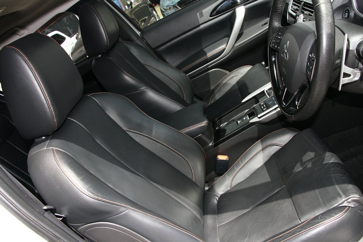 2018 Mitsubishi Eclipse Cross Exceed YA