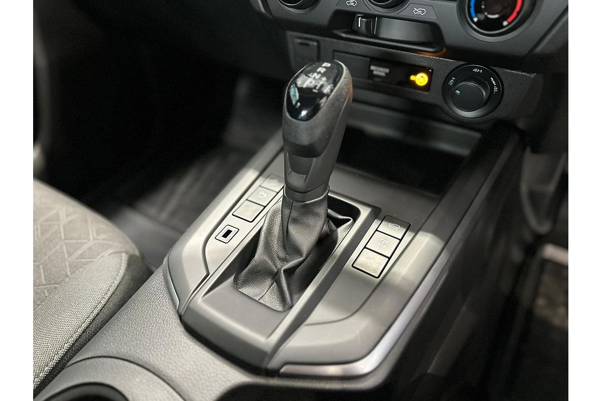 2025 Isuzu D-MAX X-RIDER 4X4