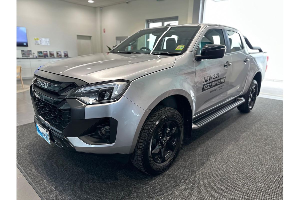 2025 Isuzu D-MAX X-RIDER 4X4