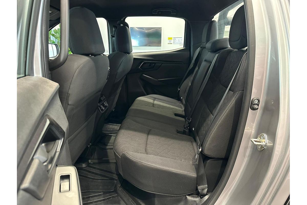 2025 Isuzu D-MAX X-RIDER 4X4