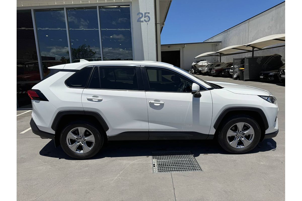 2022 Toyota RAV4 GX MXAA52R