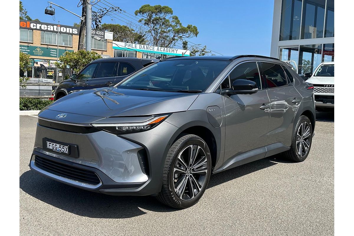 2024 Toyota bZ4X YEAM15R