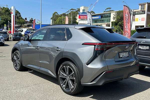 2024 Toyota bZ4X YEAM15R