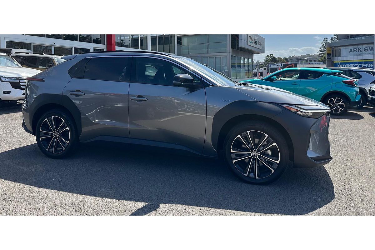 2024 Toyota bZ4X YEAM15R