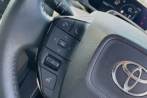 2024 Toyota bZ4X YEAM15R