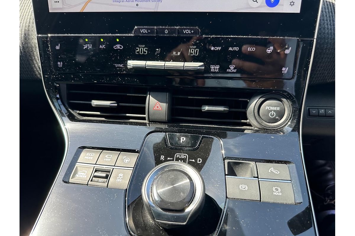 2024 Toyota bZ4X YEAM15R