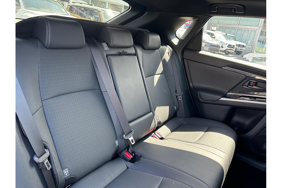 2024 Toyota bZ4X YEAM15R