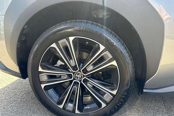 2024 Toyota bZ4X YEAM15R