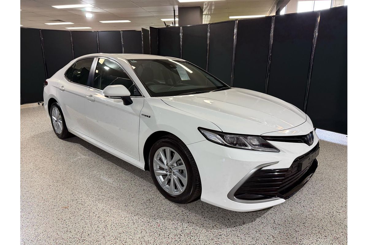 2022 Toyota Camry Ascent AXVH70R