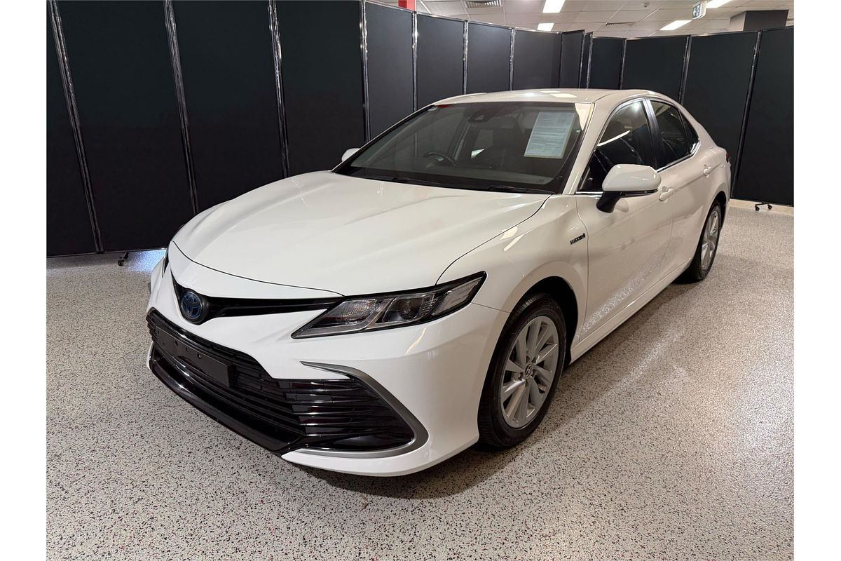 2022 Toyota Camry Ascent AXVH70R