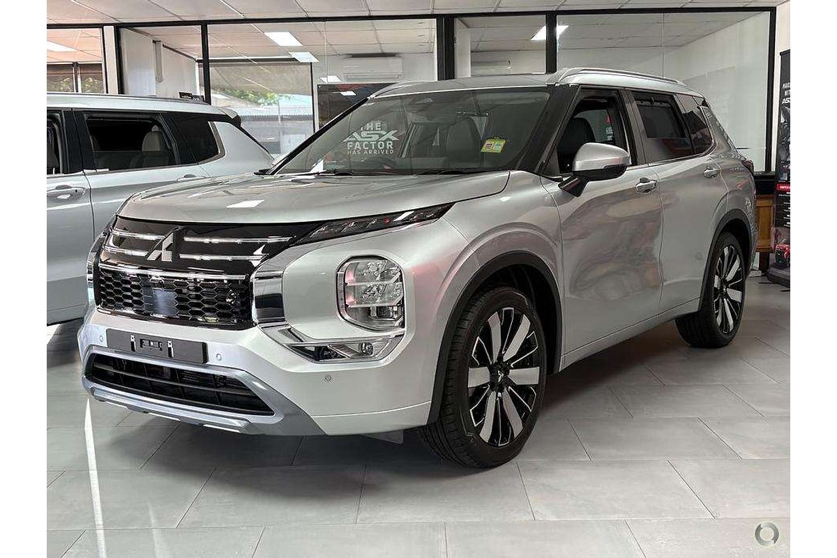 2025 Mitsubishi Outlander Exceed ZM