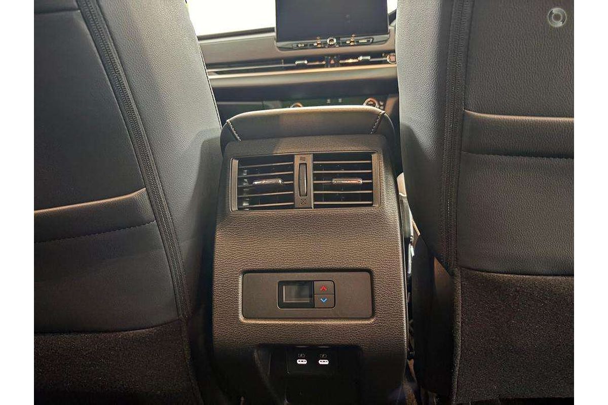 2025 Mitsubishi Outlander Exceed ZM