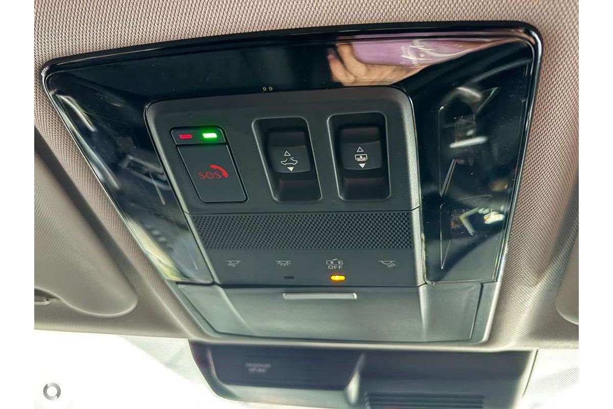 2025 Mitsubishi Outlander Exceed ZM