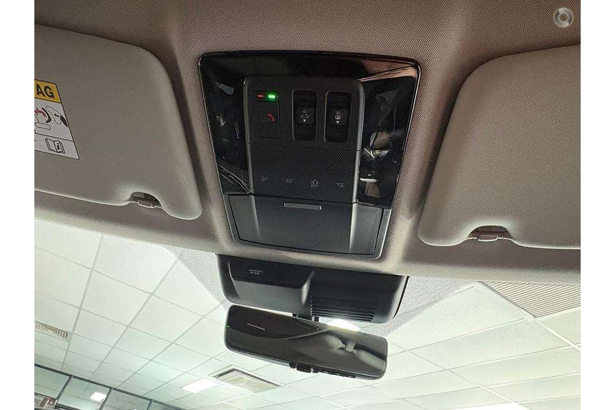 2025 Mitsubishi Outlander Exceed ZM