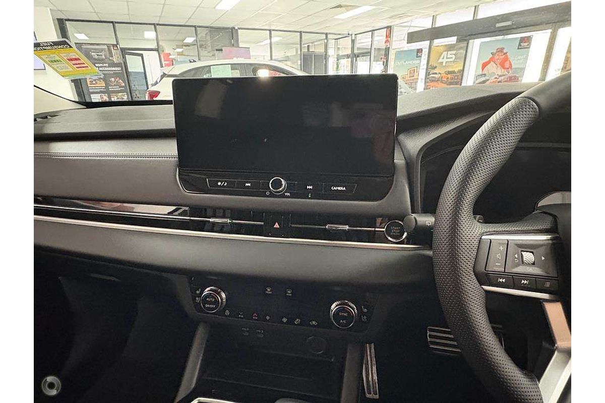 2025 Mitsubishi Outlander Exceed ZM