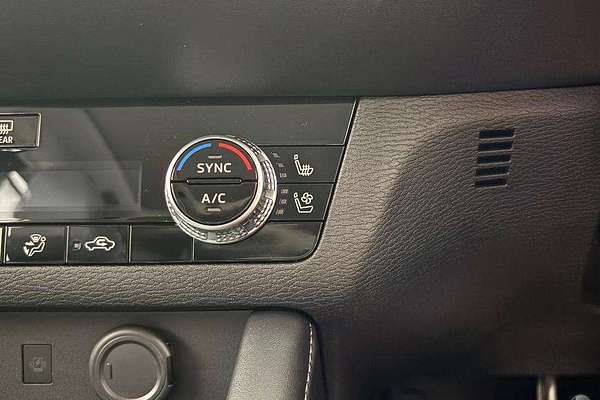 2025 Mitsubishi Outlander Exceed ZM