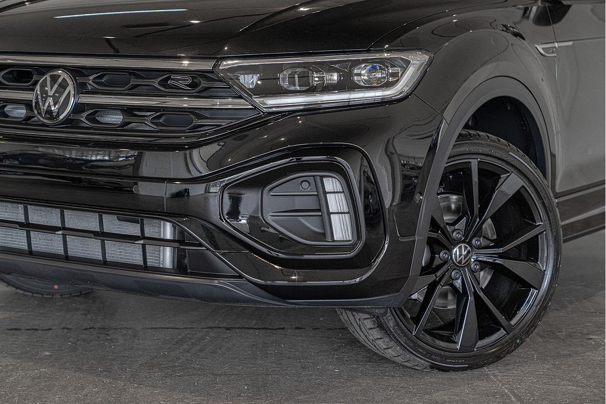 2025 Volkswagen T-Roc 140TSI R-Line D11