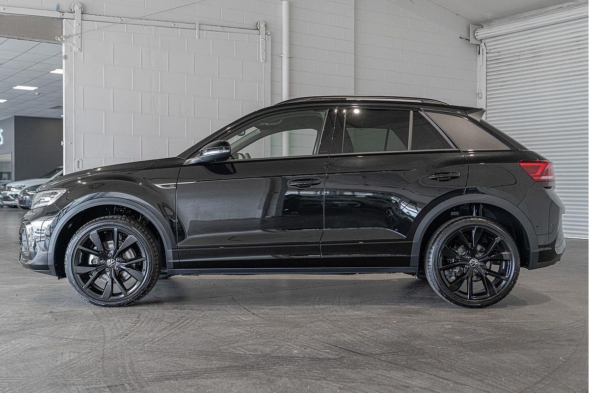 2025 Volkswagen T-Roc 140TSI R-Line D11