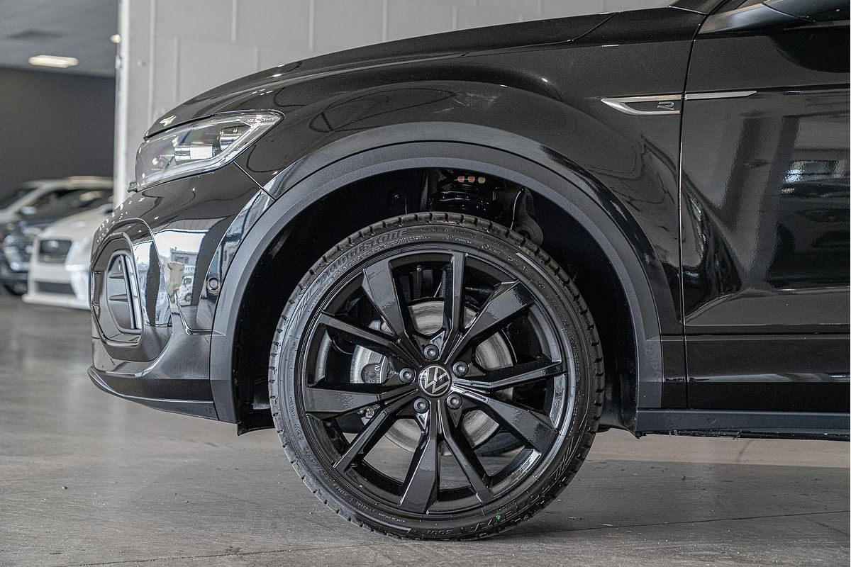 2025 Volkswagen T-Roc 140TSI R-Line D11