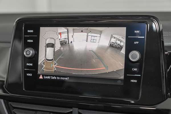 2025 Volkswagen T-Roc 140TSI R-Line D11