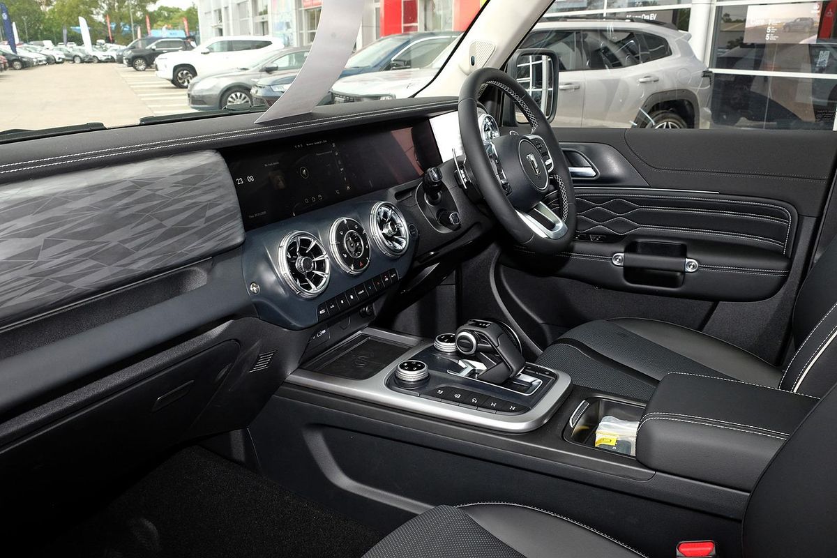 2025 GWM Tank 300 Ultra P01